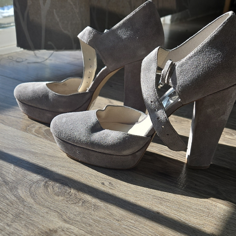 MICHAEL Michael Kors Gray Suede Heels